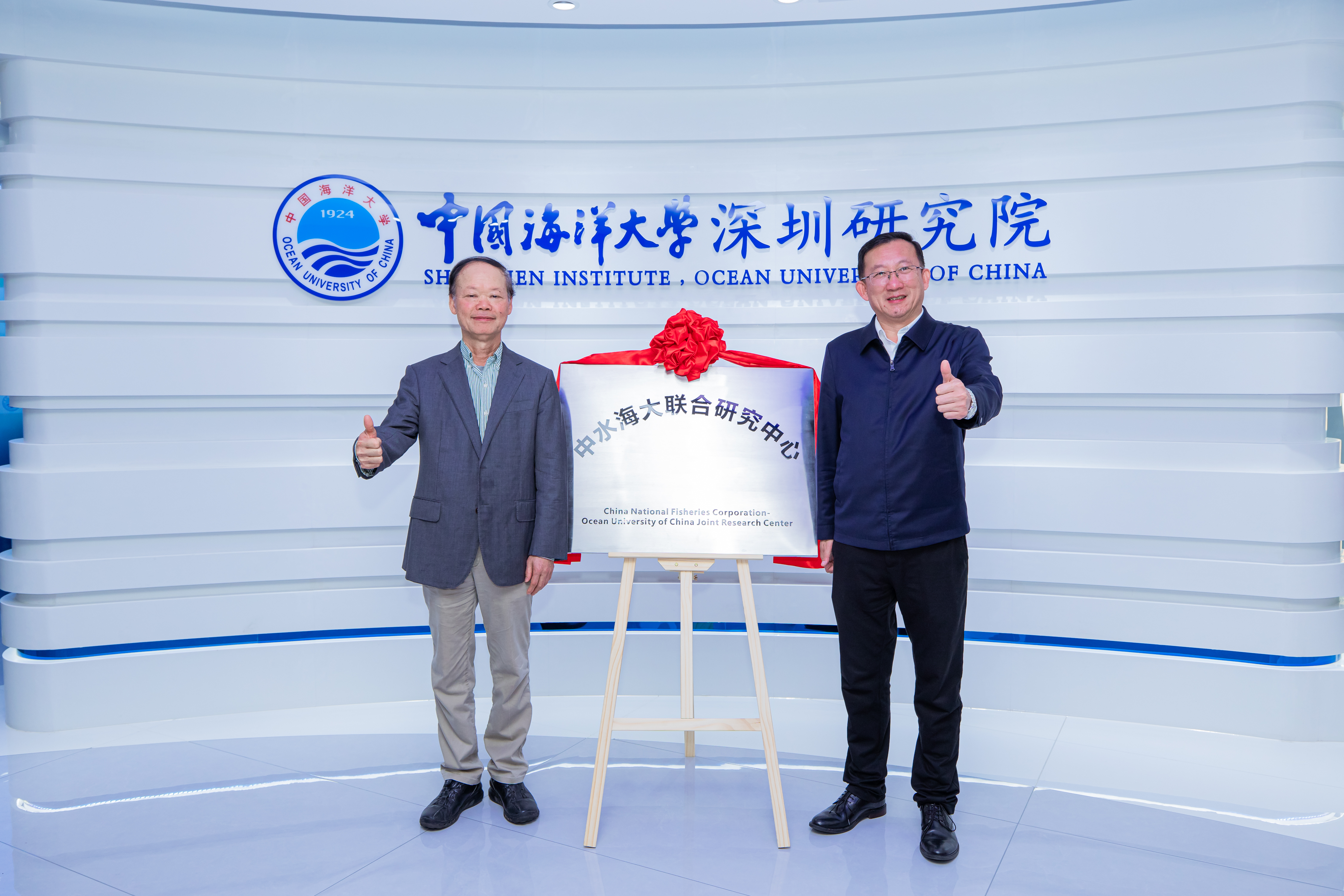 LB_19932.jpg LB_19932.jpg